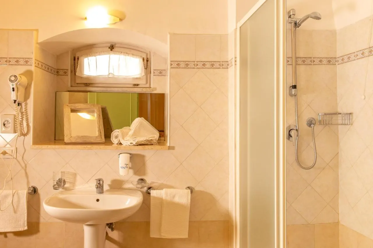 Hotel Minerva Asís