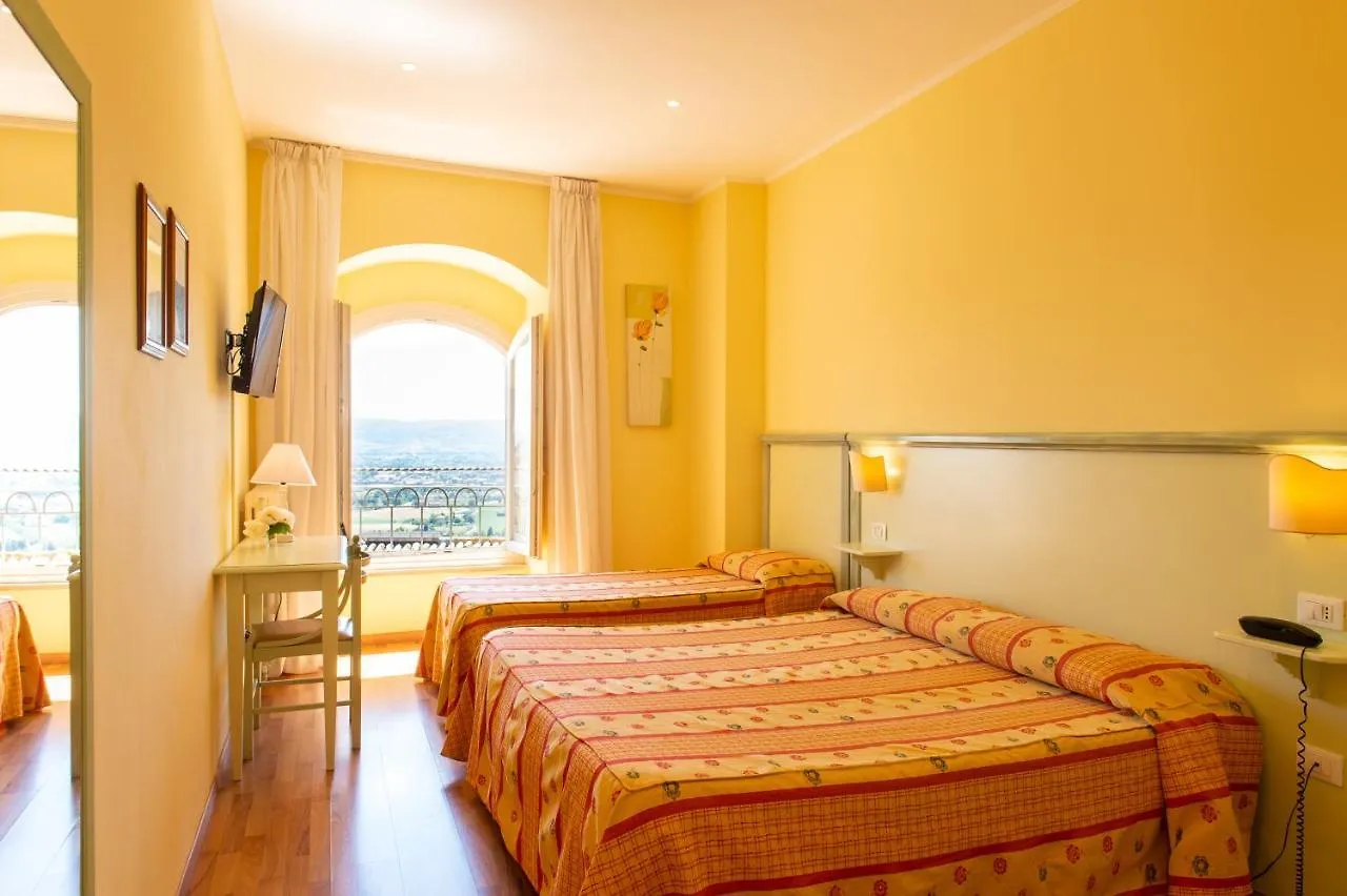 Hotel Minerva Asís 2*,  Italia