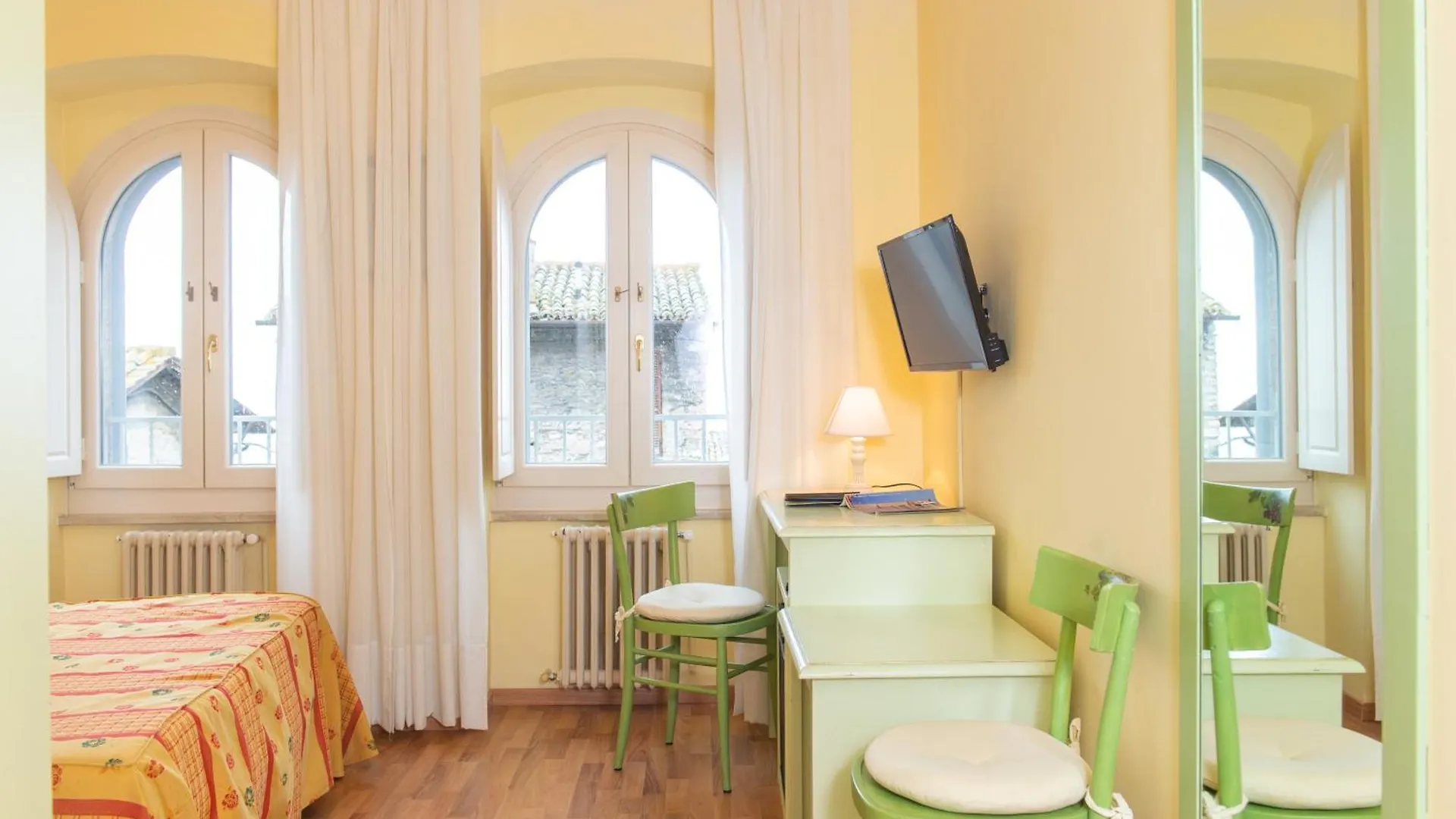 Hotel Minerva Assisi 2*,  Italy