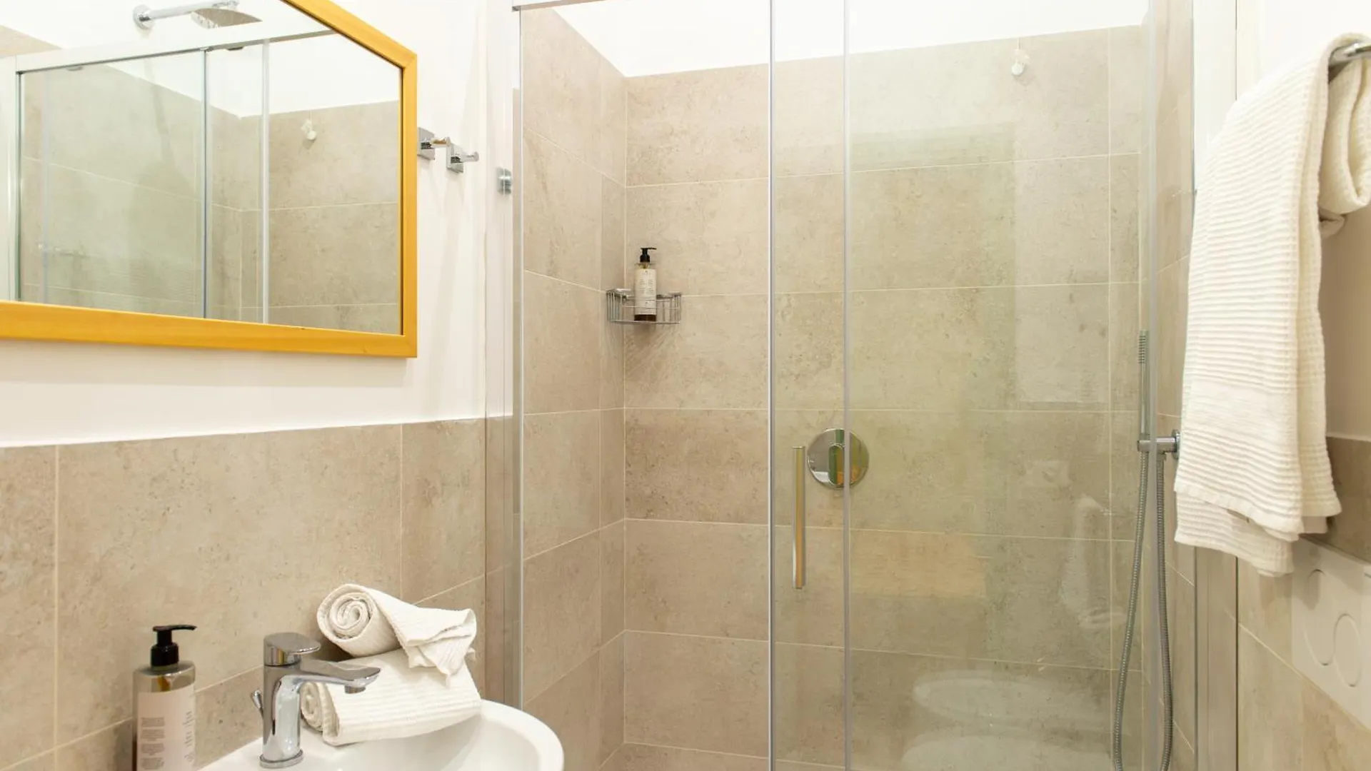 **  Hotel Minerva Assisi Italy